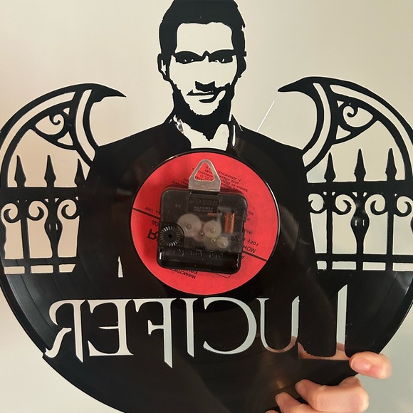 “Lucifer” Themed Analog Clock - Picture 6 of 6